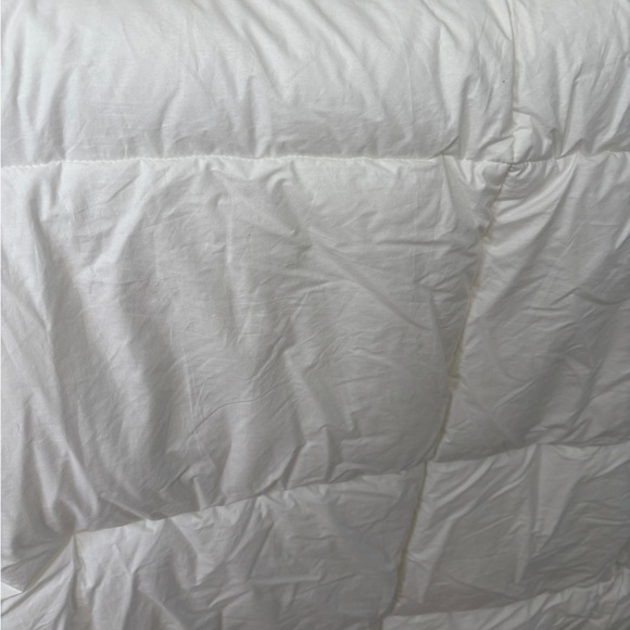 Pottery barn‎ twin XL white down alternative new tags duvet